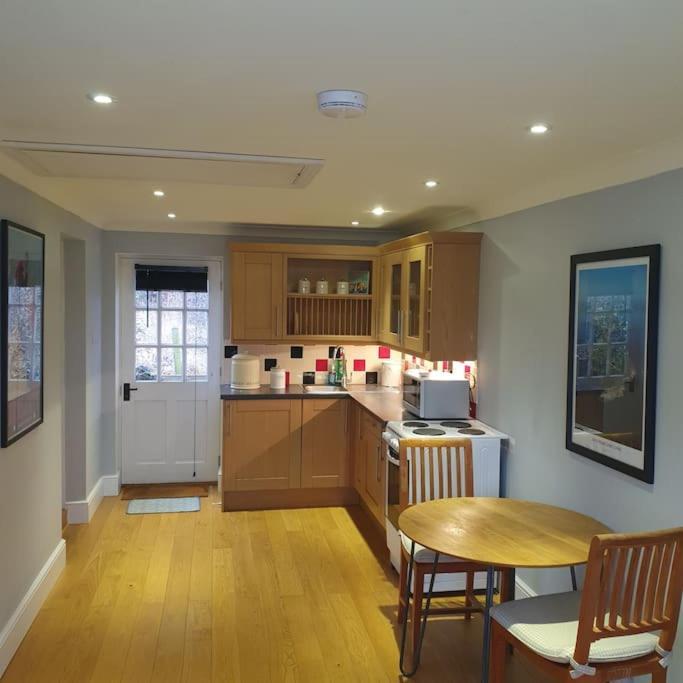 Brook House Apartment Bunbury Ngoại thất bức ảnh